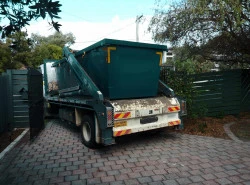 Benne à louer pour bois et déchets verts  